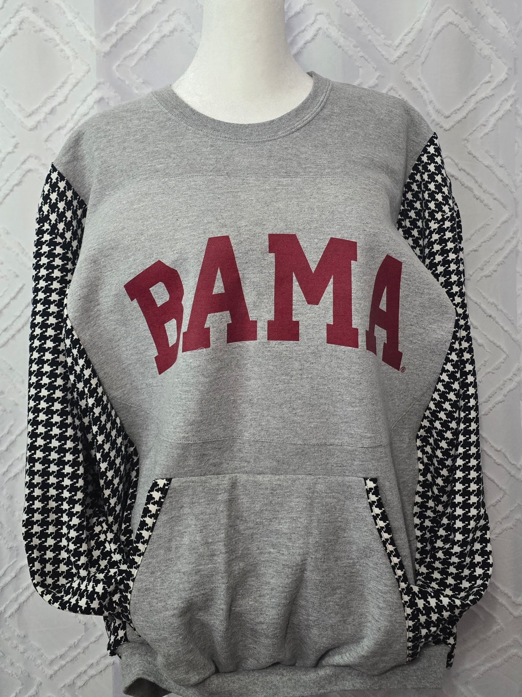 Bama University of Alabama Sweatshirt, size XL with polyester houndstooth sleeves