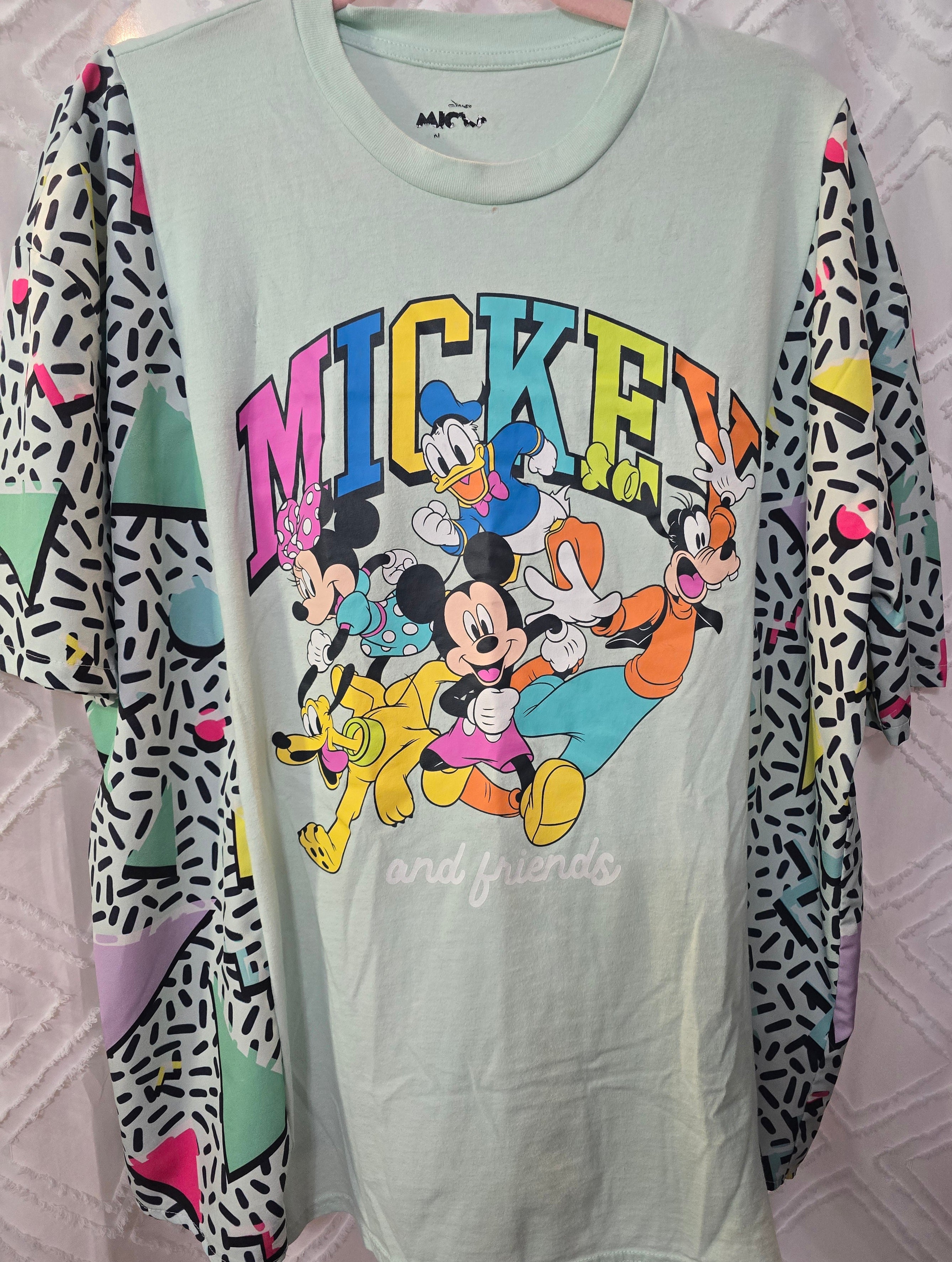 Mickey and Friends short sleeve t-shirt, size XL