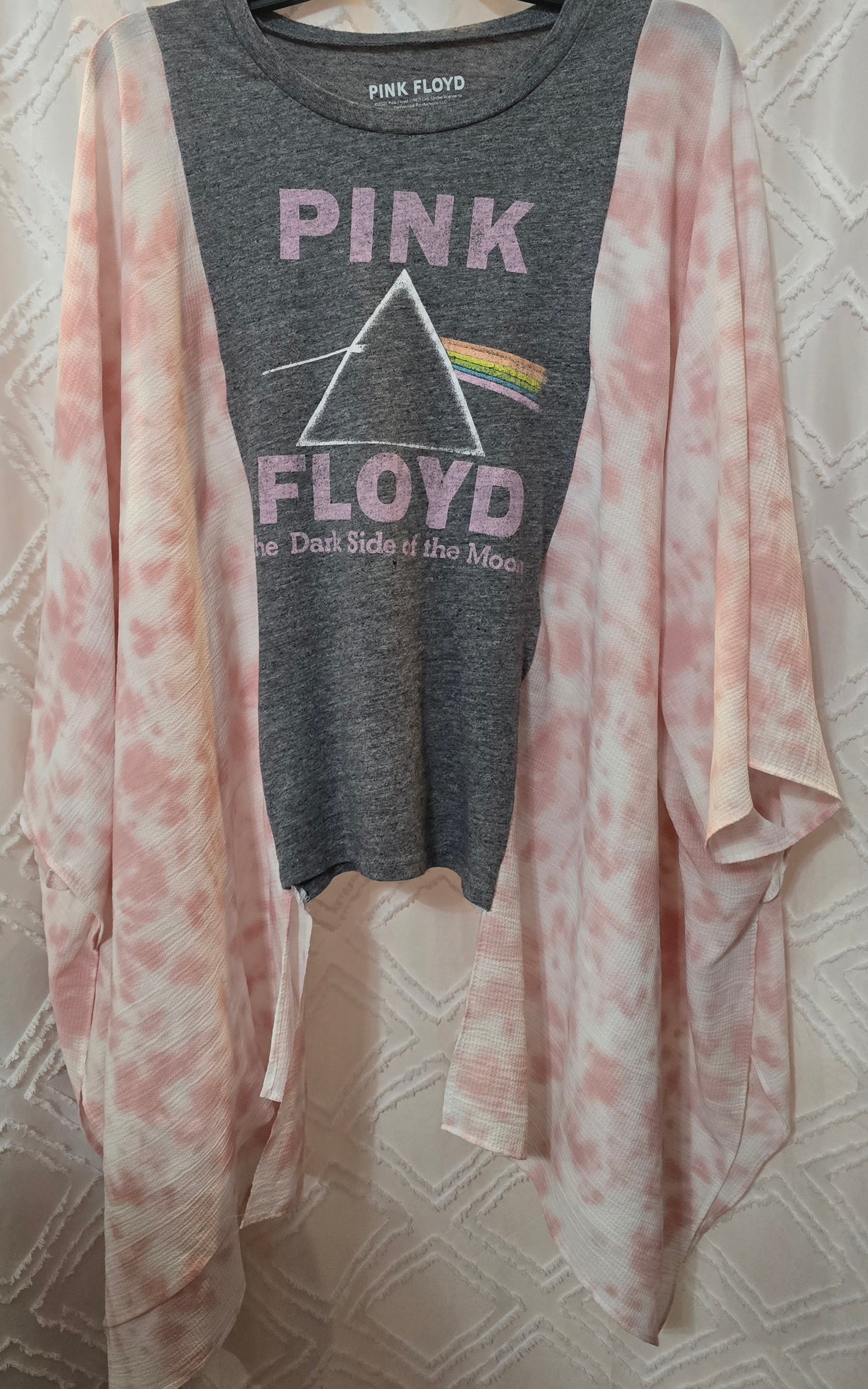 Pink Floyd pink and gray poncho shirt, one size